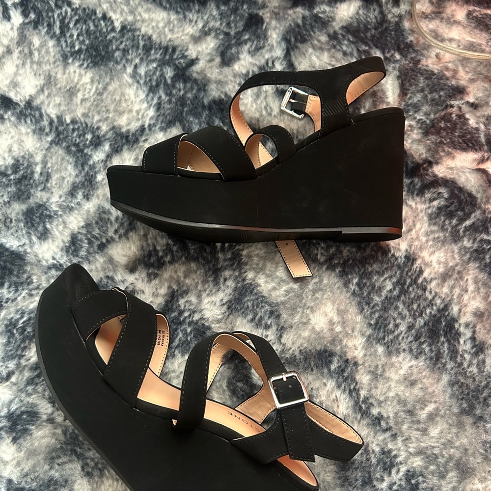 Sun + Stone Black Wedge Sandals